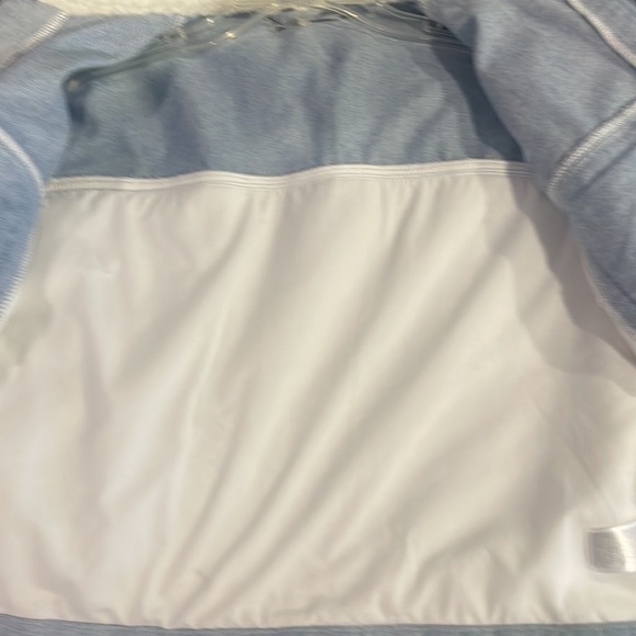 Adika Jacket - Picture 7 of 9